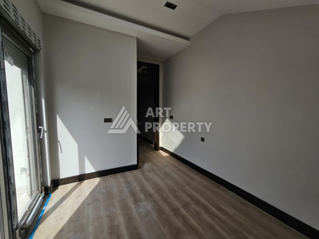 Просторная квартира 3+1 в новом доме в Газипаше рядом с морем и аэропортом - Ракурс 3