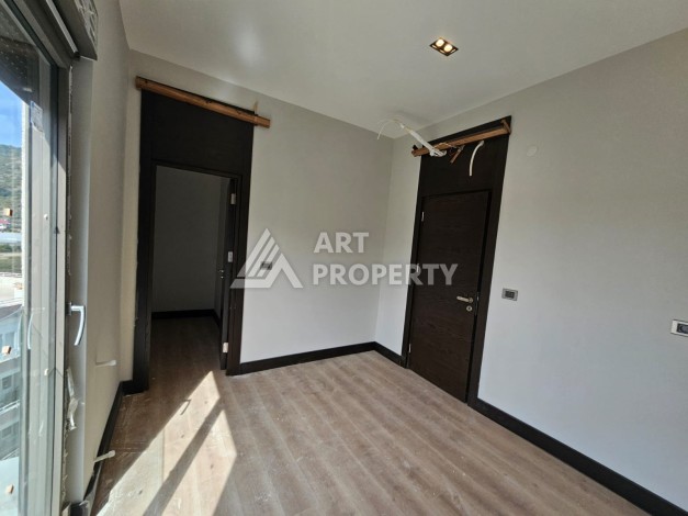 Просторная квартира 3+1 в новом доме в Газипаше рядом с морем и аэропортом - Ракурс 5