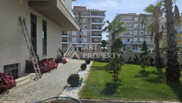 Просторная квартира 3+1 в новом доме в Газипаше рядом с морем и аэропортом - Ракурс 16