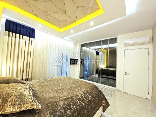 Элитная квартира 2+1 с панорамным видом на море в премиальном комплексе Махмутлара - Ракурс 34