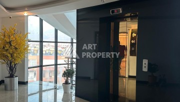 Роскошная квартира 3+1 с панорамным видом на море на первой линии в районе Оба - Ракурс 2