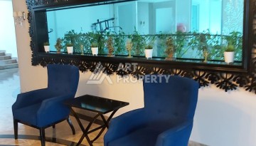 Роскошная квартира 3+1 с панорамным видом на море на первой линии в районе Оба - Ракурс 6