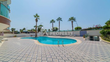 Роскошная квартира 3+1 с панорамным видом на море на первой линии в районе Оба - Ракурс 8