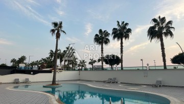 Роскошная квартира 3+1 с панорамным видом на море на первой линии в районе Оба - Ракурс 24