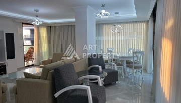 Роскошная квартира 3+1 с панорамным видом на море на первой линии в районе Оба - Ракурс 31