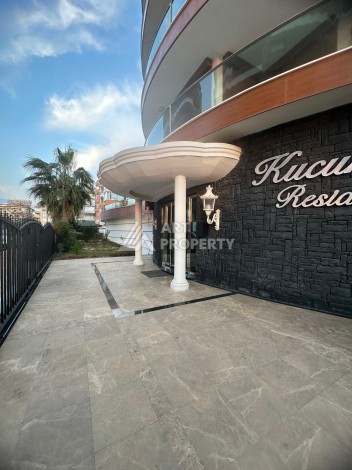 Роскошная квартира 3+1 с панорамным видом на море на первой линии в районе Оба - Ракурс 36