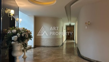 Роскошная квартира 3+1 с панорамным видом на море на первой линии в районе Оба - Ракурс 43