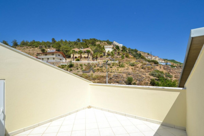 Меблированная двухуровневая квартира 3+1 с видом на Средиземное море в Газипаша, 135 м2 - Ракурс 2