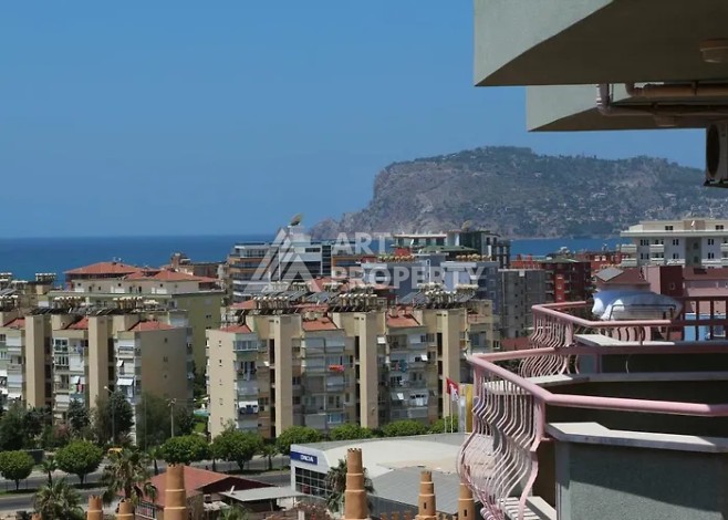 Большой пентхаус 4+1 с видом на море и возможностью получения ВНЖ - Ракурс 0