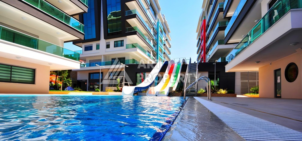 Элитная квартира 1+1 на первой береговой линии с панорамным видом на море в Каргыджаке - Ракурс 10