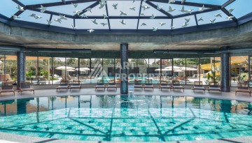 Премиальная квартира 1+1 с панорамным видом на море на первой линии в Каргыджаке - Ракурс 24