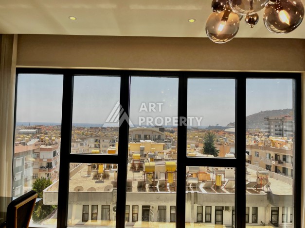 Просторная квартира 3+1 с отдельной кухней и видом на море в центре Алании - Ракурс 8