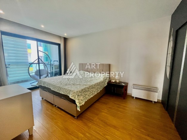 Просторная квартира 3+1 с отдельной кухней и видом на море в центре Алании - Ракурс 13