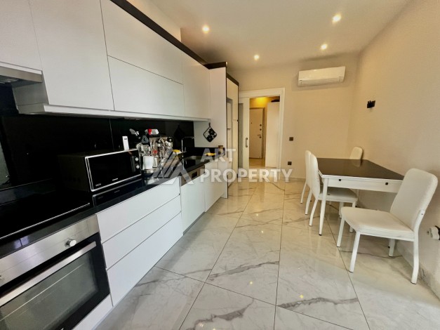 Просторная квартира 3+1 с отдельной кухней и видом на море в центре Алании - Ракурс 15