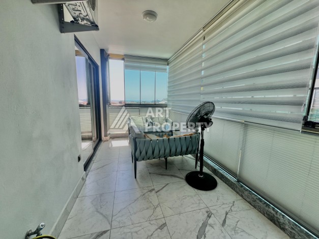 Просторная квартира 3+1 с отдельной кухней и видом на море в центре Алании - Ракурс 20