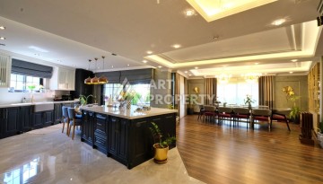 Эксклюзивная вилла 4+2 с панорамными видами на море и горы в районе Оба, Алания - Ракурс 3