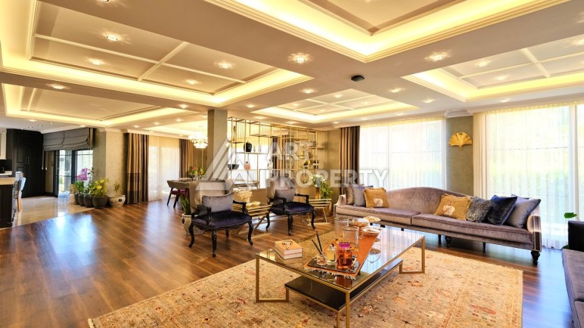 Эксклюзивная вилла 4+2 с панорамными видами на море и горы в районе Оба, Алания - Ракурс 3