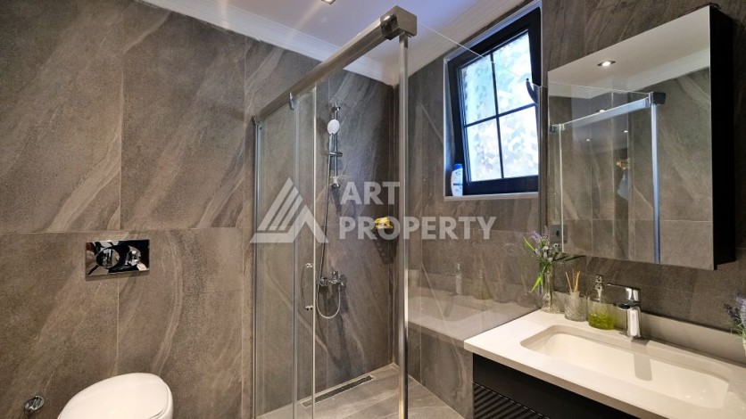 Эксклюзивная вилла 4+2 с панорамными видами на море и горы в районе Оба, Алания - Ракурс 10