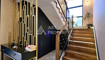 Эксклюзивная вилла 4+2 с панорамными видами на море и горы в районе Оба, Алания - Ракурс 12