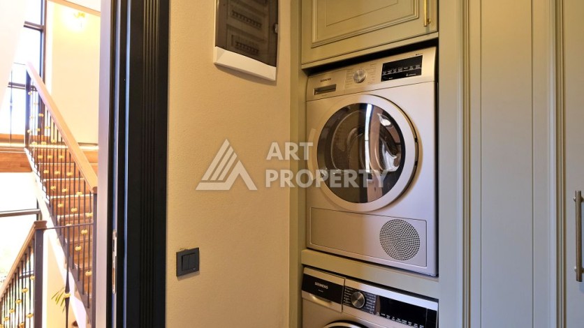 Эксклюзивная вилла 4+2 с панорамными видами на море и горы в районе Оба, Алания - Ракурс 13