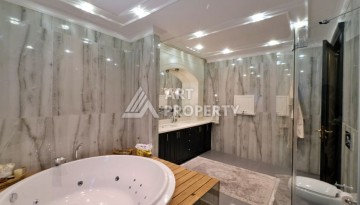 Эксклюзивная вилла 4+2 с панорамными видами на море и горы в районе Оба, Алания - Ракурс 27