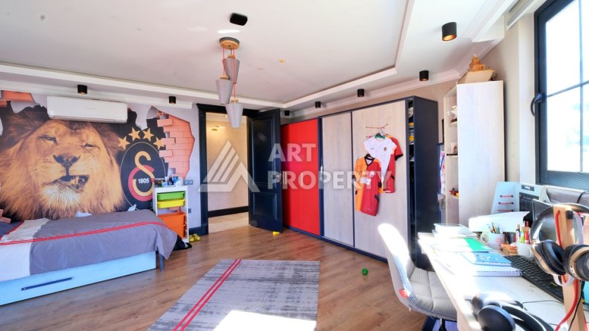 Эксклюзивная вилла 4+2 с панорамными видами на море и горы в районе Оба, Алания - Ракурс 33