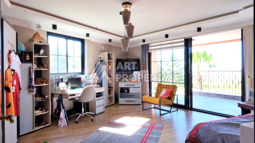 Эксклюзивная вилла 4+2 с панорамными видами на море и горы в районе Оба, Алания - Ракурс 34