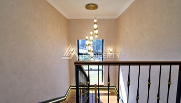 Эксклюзивная вилла 4+2 с панорамными видами на море и горы в районе Оба, Алания - Ракурс 40