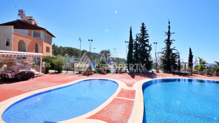 Эксклюзивная вилла 4+2 с панорамными видами на море и горы в районе Оба, Алания - Ракурс 55