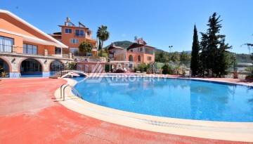 Эксклюзивная вилла 4+2 с панорамными видами на море и горы в районе Оба, Алания - Ракурс 57