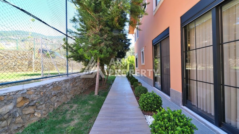 Эксклюзивная вилла 4+2 с панорамными видами на море и горы в районе Оба, Алания - Ракурс 63