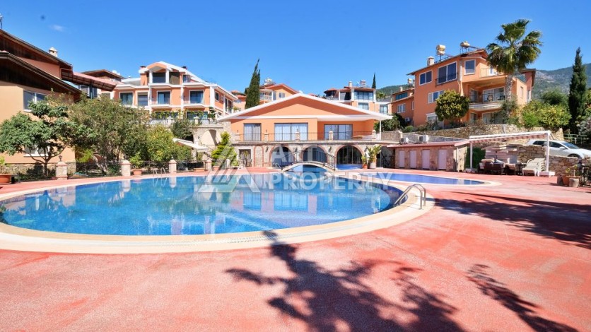 Эксклюзивная вилла 4+2 с панорамными видами на море и горы в районе Оба, Алания - Ракурс 75