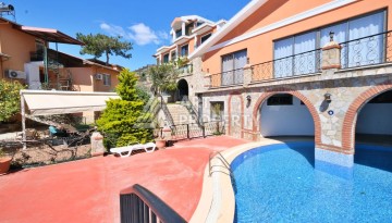 Эксклюзивная вилла 4+2 с панорамными видами на море и горы в районе Оба, Алания - Ракурс 77