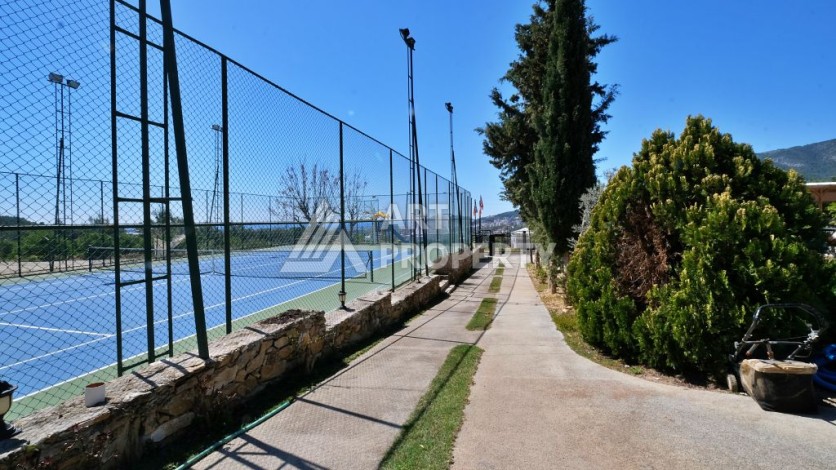 Эксклюзивная вилла 4+2 с панорамными видами на море и горы в районе Оба, Алания - Ракурс 77