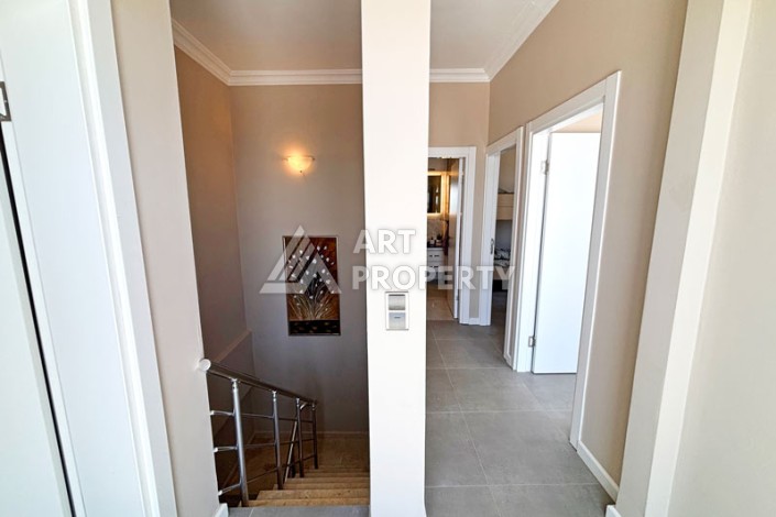 Видовой пентхаус 4+1 в Махмутларе, 215 м². - Ракурс 36