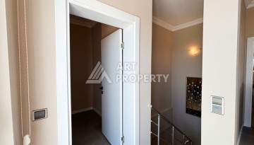 Видовой пентхаус 4+1 в Махмутларе, 215 м². - Ракурс 38