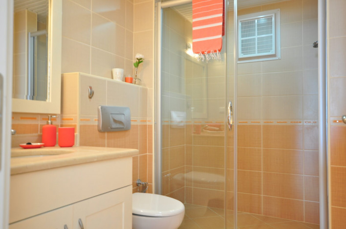 Двухуровневая меблированная квартира на первой береговой линии в районе Махмутлар, Алания, 295 м2 - Ракурс 11