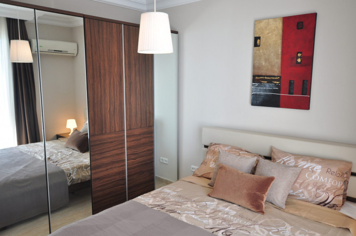 Двухуровневая меблированная квартира на первой береговой линии в районе Махмутлар, Алания, 295 м2 - Ракурс 12