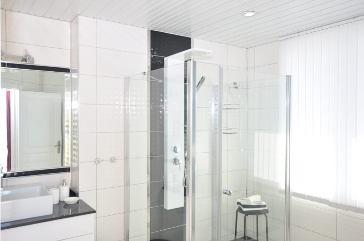 Двухуровневая меблированная квартира на первой береговой линии в районе Махмутлар, Алания, 295 м2 - Ракурс 18