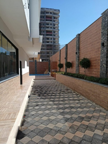 Двухкомнатная квартира в новом доме в 350 метрах от моря в Махмутлар, 53 м2 - Ракурс 4