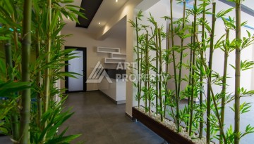 Квартира 1+1 с высокими потолками в районе Каргыджак, 250 м до моря - Ракурс 9