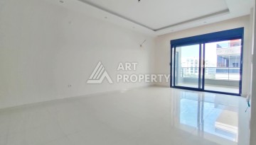 Квартира 1+1 с высокими потолками в районе Каргыджак, 250 м до моря - Ракурс 17