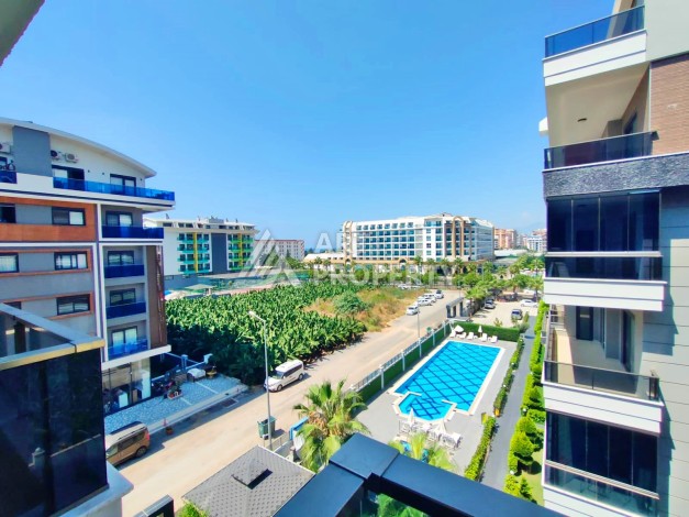 Квартира 1+1 с высокими потолками в районе Каргыджак, 250 м до моря - Ракурс 20