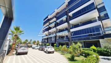 Квартира 1+1 с высокими потолками в районе Каргыджак, 250 м до моря - Ракурс 25