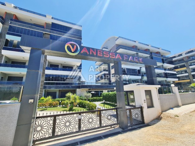 Квартира 1+1 с высокими потолками в районе Каргыджак, 250 м до моря - Ракурс 25