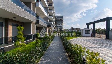 Квартира 1+1 с высокими потолками в районе Каргыджак, 250 м до моря - Ракурс 28