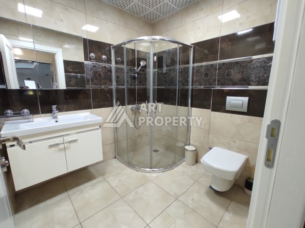 Просторная квартира 1+1 в Махмутларе, 600 метров до пляжа - Ракурс 25