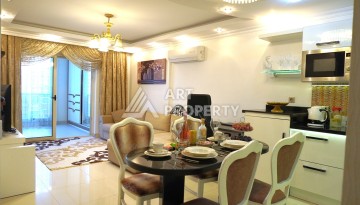 Срочная продажа большой квартиры 1+1 в элитном ЖК, 100 метров от моря в Махмутларе - Ракурс 45