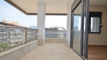 Элитный дуплекс 6+1 в Оба, 300 кв.м. Гражданство Турции и вид на море - Ракурс 11