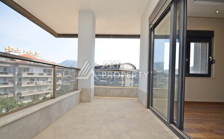 Элитный дуплекс 6+1 в Оба, 300 кв.м. Гражданство Турции и вид на море - Ракурс 10